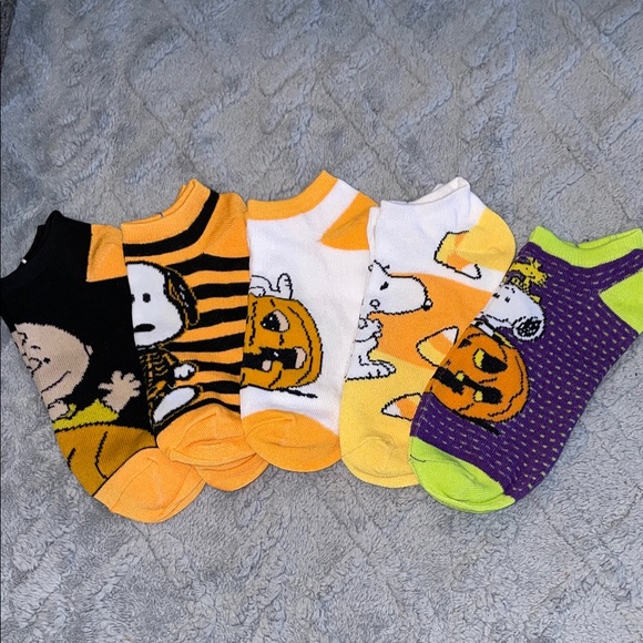 Peanuts Halloween Kids One Piece Socks - Black, Orange, Purple - Picture 1 of 6